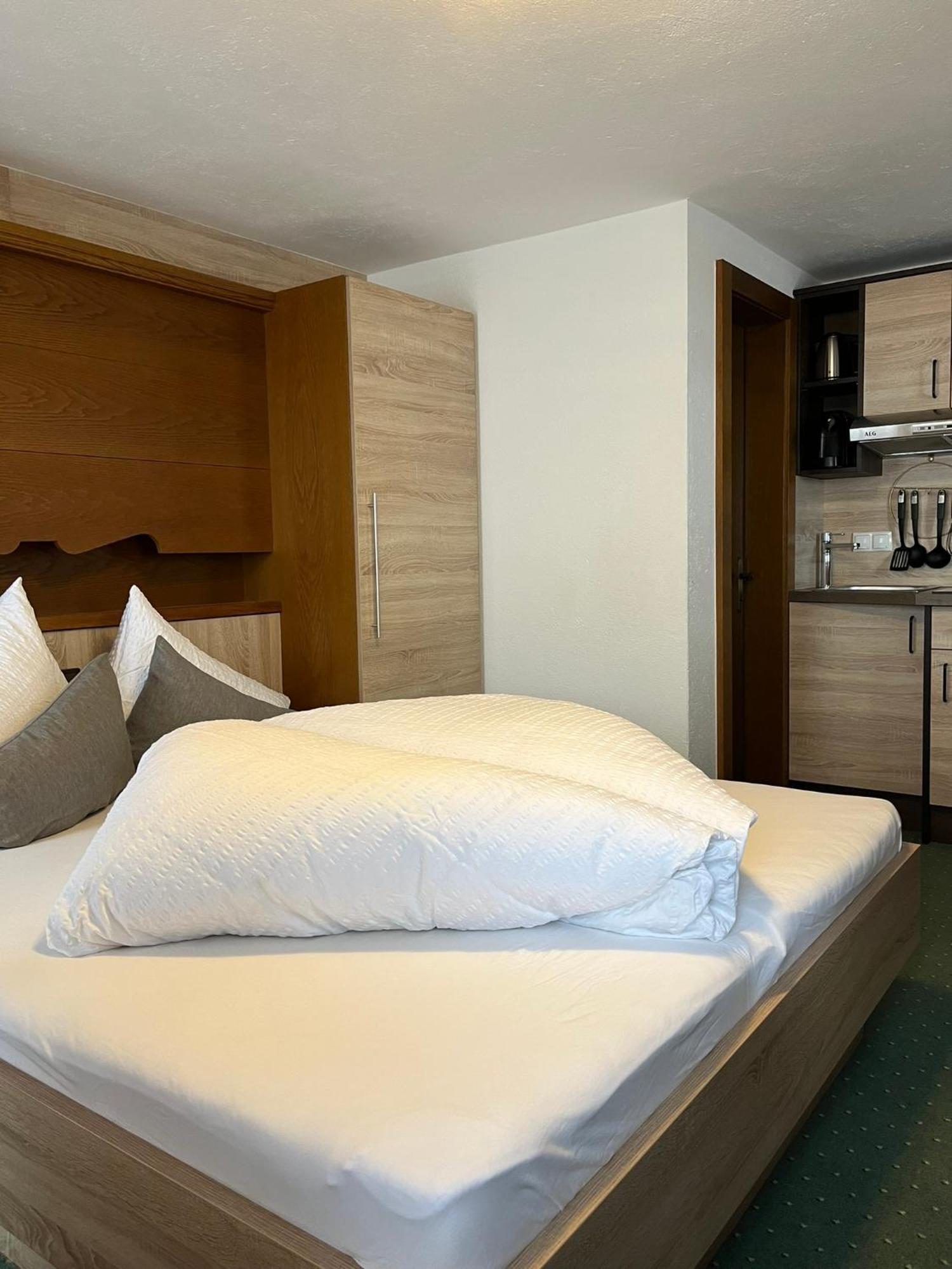 Altes Holzhaus Apartman Sölden Kültér fotó