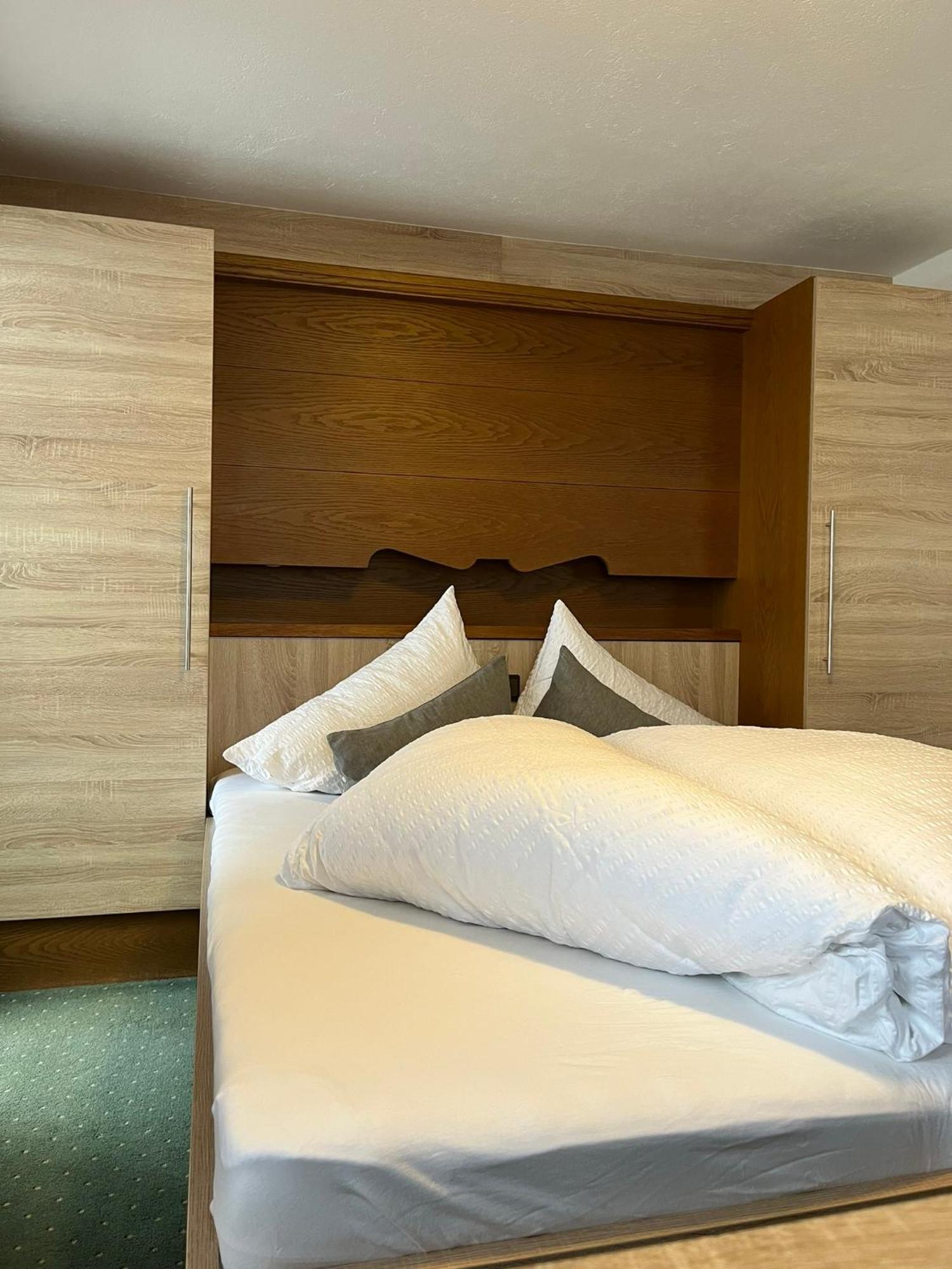 Altes Holzhaus Apartman Sölden Kültér fotó