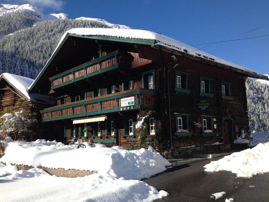 Altes Holzhaus Apartman Sölden Kültér fotó